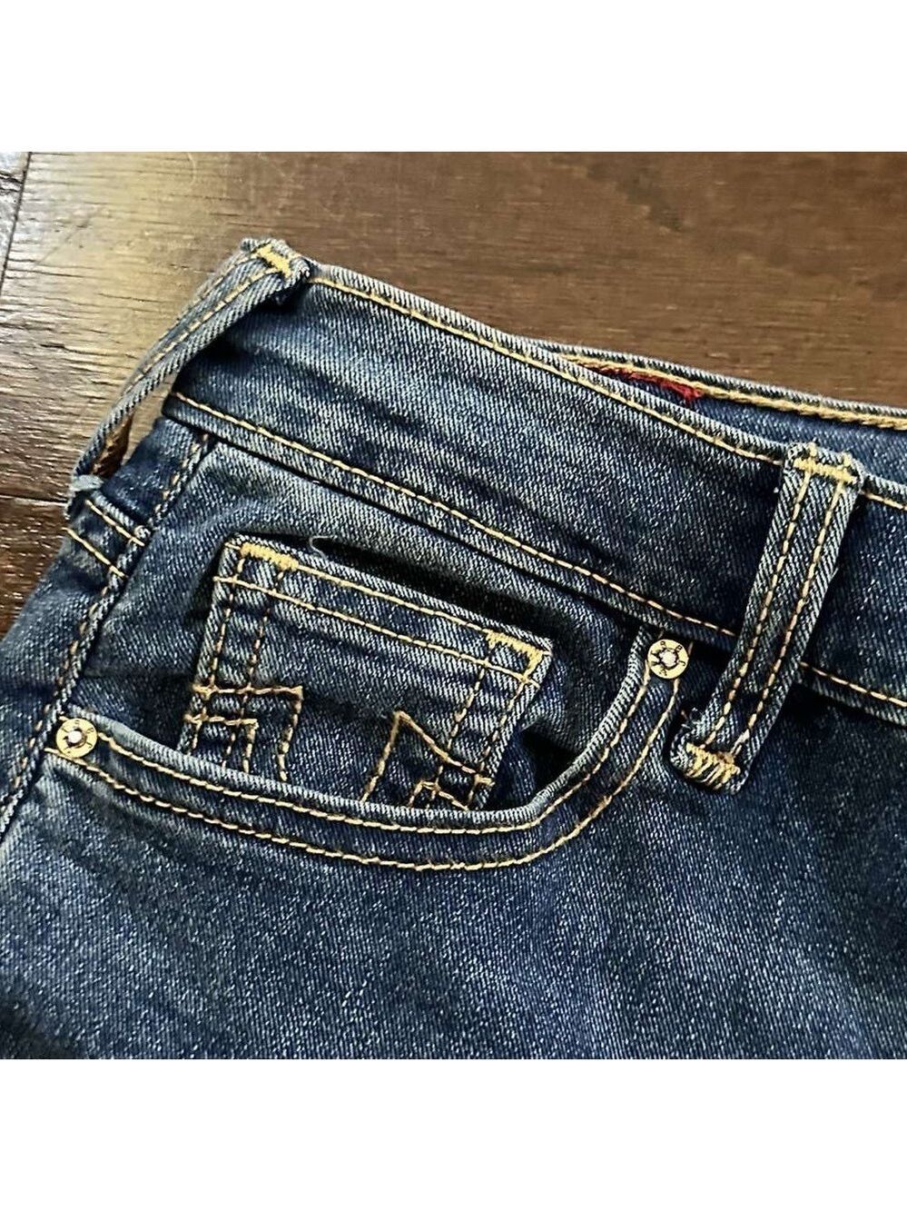 True Religion-Charlie High rise flare jeans, blue- size 27-NWT-retails $159 - Picture 9 of 11